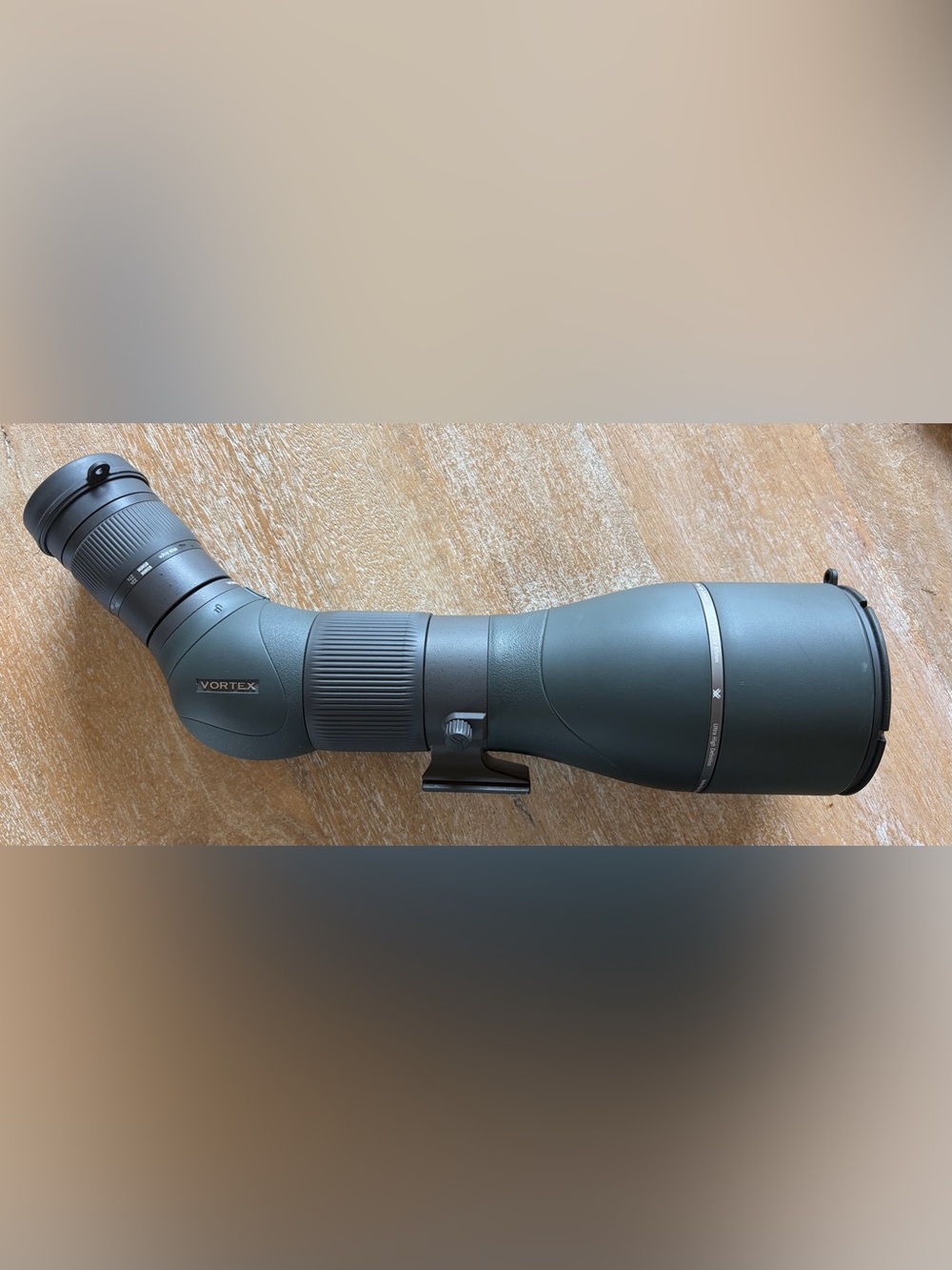 Vortex Optics Razor HD 27-60x85 Angled Spotting Scope (Model RS-85A)